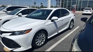 Used 2019 Toyota Camry LE image 1