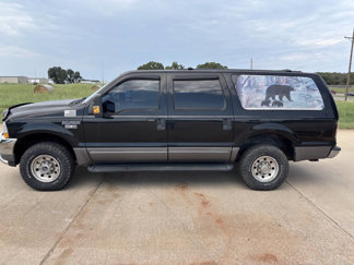 Used 2003 Ford Excursion XLT image 1
