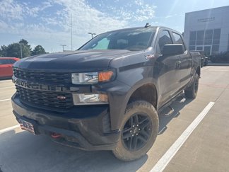 Used 2019 Chevrolet Silverado 1500 Custom Trail Boss w/ Custom Convenience Package image 1