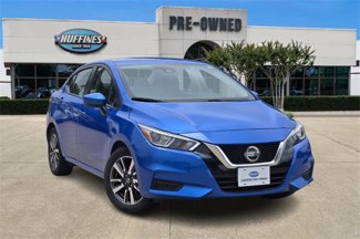 Used 2022 Nissan Versa SV image 1