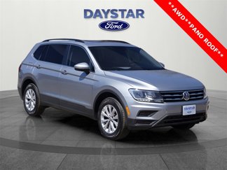Used 2019 Volkswagen Tiguan SE w/ Panoramic Sunroof Package image 1