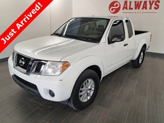 Used 2017 Nissan Frontier SV image 1