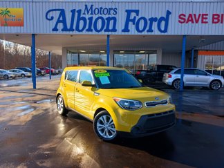 Used 2015 Kia Soul + image 1