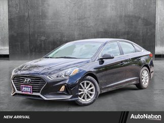 Used 2018 Hyundai Sonata SE image 1