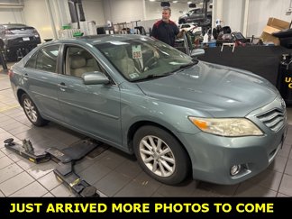 Used 2011 Toyota Camry XLE video 1