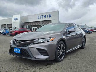 Used 2018 Toyota Camry SE w/ Protection Package (Q2) image 1