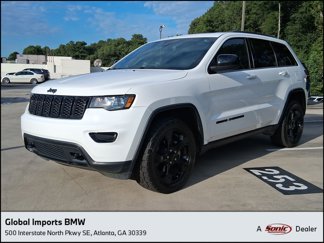 Used 2019 Jeep Grand Cherokee Laredo image 1