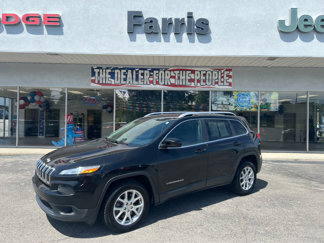 Used 2016 Jeep Cherokee Latitude image 1