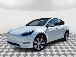 Used 2023 Tesla Model Y Long Range image 1