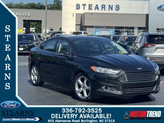 Used 2015 Ford Fusion SE w/ Equipment Group 201A image 1