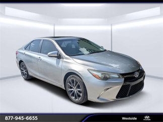 Used 2015 Toyota Camry XSE image 1