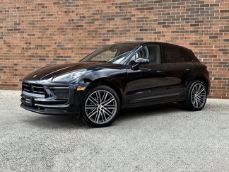 Used 2024 Porsche Macan image 1