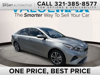 Used 2023 Kia Forte LXS image 1