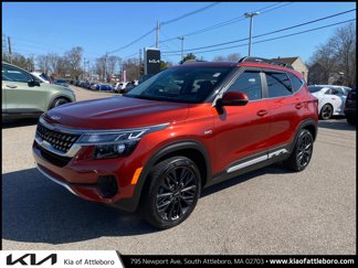 Used 2022 Kia Seltos Nightfall Edition image 1