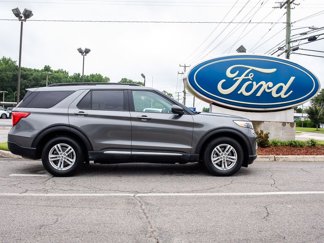 Used 2021 Ford Explorer XLT image 1