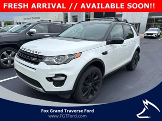 Used 2015 Land Rover Discovery Sport HSE image 1