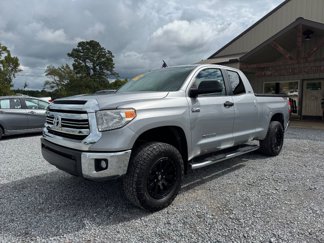 Used 2016 Toyota Tundra SR5 image 1