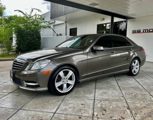 Used 2013 Mercedes-Benz E 350 Sedan video 1