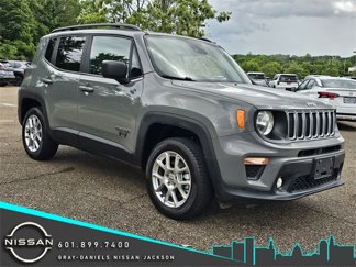 Used 2022 Jeep Renegade Latitude image 1