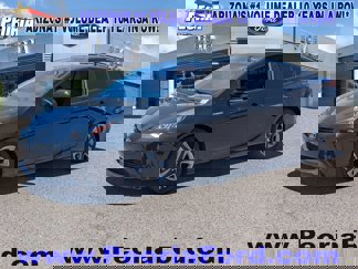 Used 2019 Toyota Prius XLE image 1