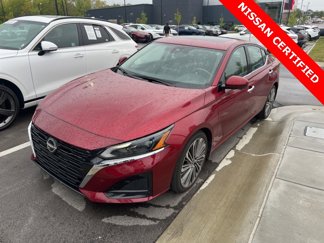 Certified 2023 Nissan Altima 2.5 SL image 1