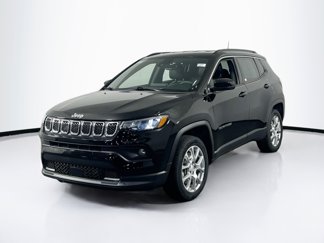 Used 2023 Jeep Compass Latitude video 1