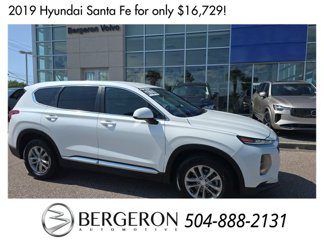 Used 2019 Hyundai Santa Fe SE image 1