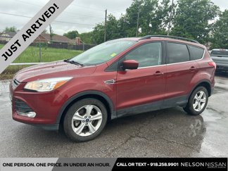 Used 2016 Ford Escape SE w/ SE Leather Comfort Package image 1