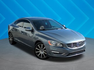 Used 2017 Volvo S60 T5 Inscription image 1