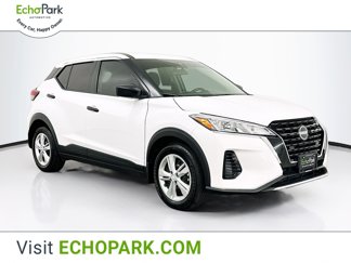 Used 2024 Nissan Kicks S image 1
