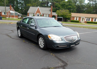 Used 2011 Buick Lucerne CX image 1