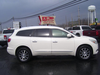 Used 2015 Buick Enclave Leather image 1