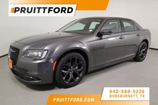 Used 2023 Chrysler 300 S image 1