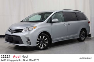Used 2019 Toyota Sienna XLE image 1