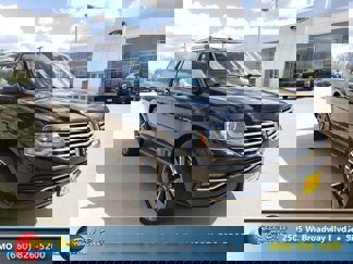 Used 2016 Lincoln Navigator L Reserve image 1