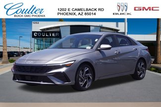 Used 2025 Hyundai Elantra SEL image 1