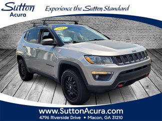 Used 2018 Jeep Compass Trailhawk image 1