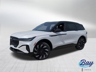 New 2025 Lincoln Nautilus Reserve w/ Jet Appearance Package image 1