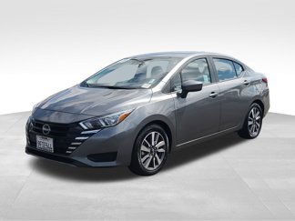 Used 2023 Nissan Versa SV image 1