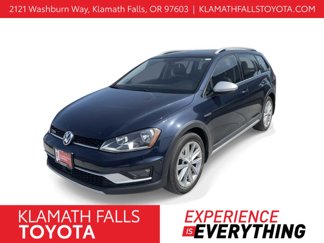 Used 2017 Volkswagen Golf Alltrack SE image 1