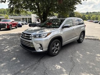 Used 2018 Toyota Highlander Limited Platinum image 1
