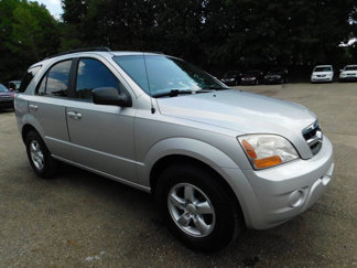 Used 2009 Kia Sorento LX image 1