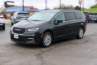Used 2022 Chrysler Pacifica Touring-L image 1