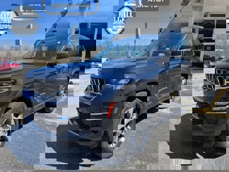 Used 2024 Jeep Grand Cherokee Limited image 1