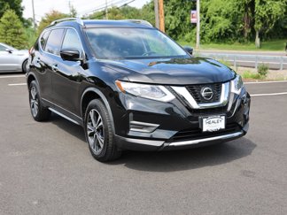 Used 2019 Nissan Rogue SV w/ Premium Package image 1