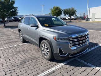 Used 2021 GMC Acadia SLT image 1