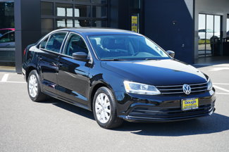 Used 2015 Volkswagen Jetta SE image 1