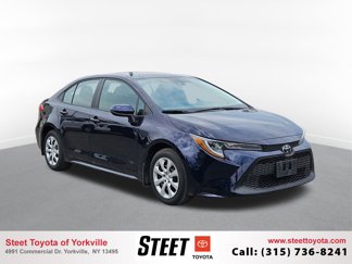 Used 2022 Toyota Corolla LE image 1
