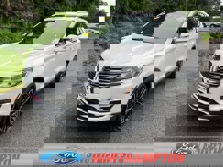 Used 2017 Lincoln MKC Reserve image 1