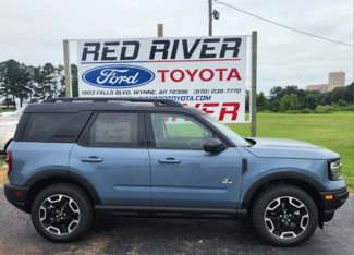 New 2024 Ford Bronco Sport Outer Banks w/ Tech Package image 1